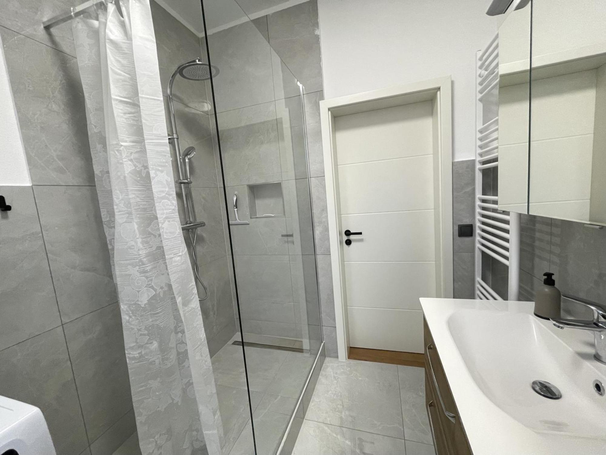 Urbansuites - Stylish Apartments I Koblenz Center I Kitchen I Up To 115M2 Eksteriør bilde